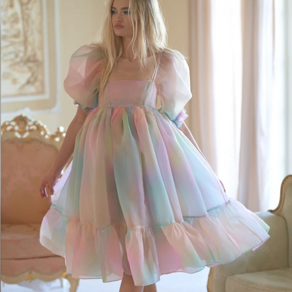 ✨Selkie Rainbow Puff Dress 🌈☁️M